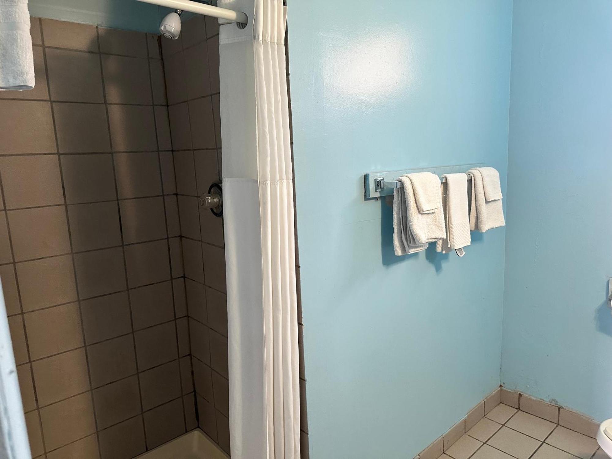 Westgate Manor Motel Austintown & Youngstown Ohio מראה חיצוני תמונה