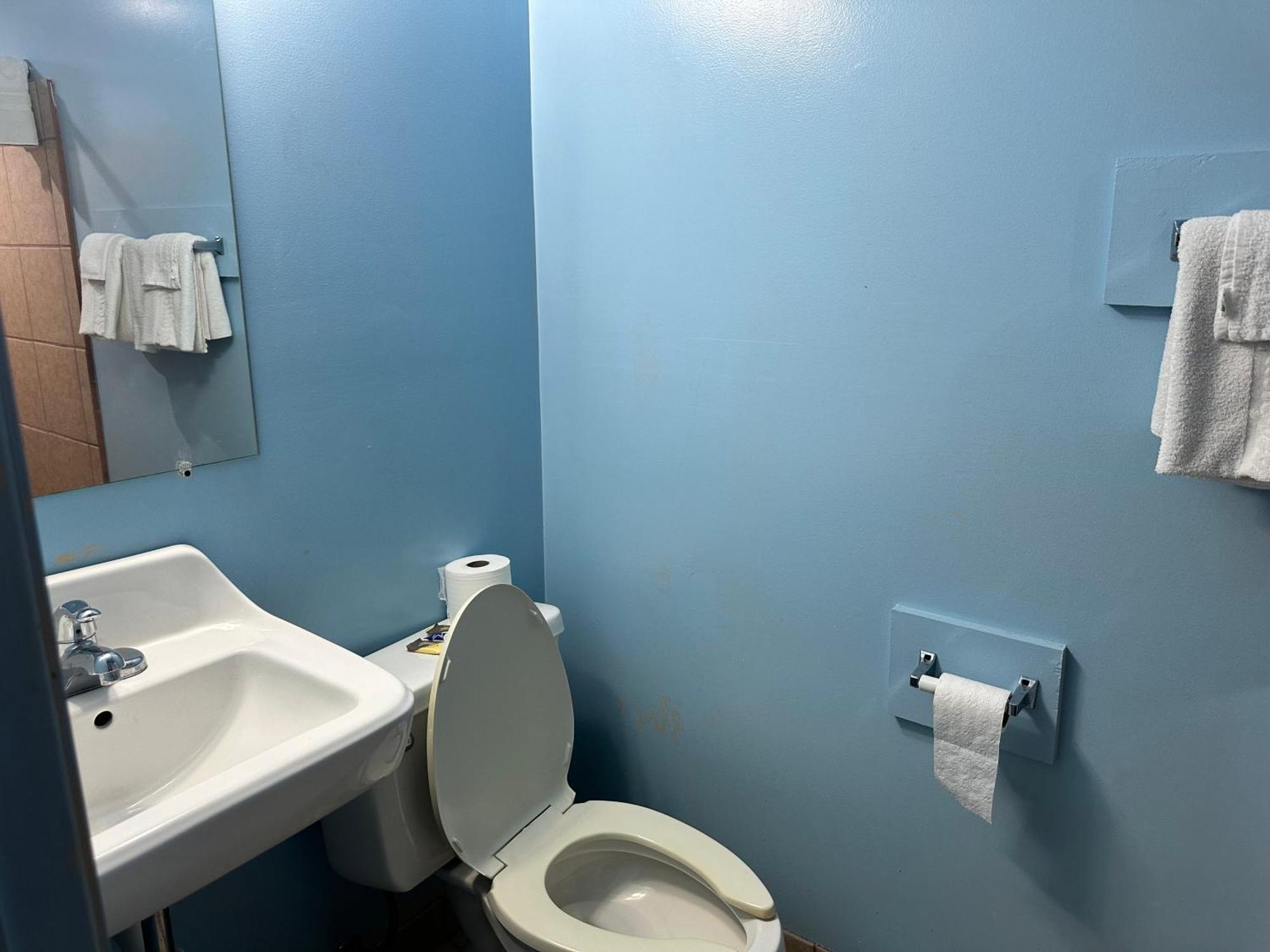 Westgate Manor Motel Austintown & Youngstown Ohio מראה חיצוני תמונה