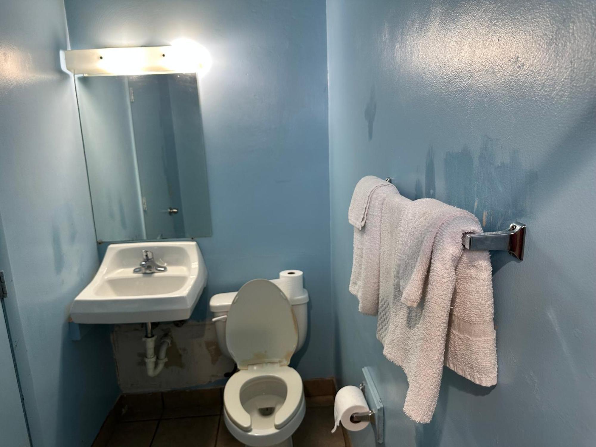 Westgate Manor Motel Austintown & Youngstown Ohio מראה חיצוני תמונה